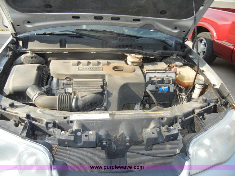 image for item D4233 2005 Saturn Ion 3