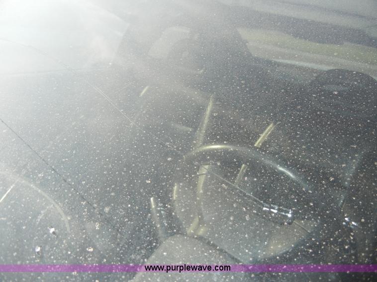 image for item D4233 2005 Saturn Ion 3