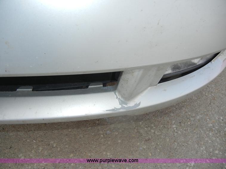 image for item D4233 2005 Saturn Ion 3