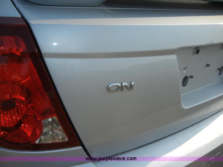 image for item D4233 2005 Saturn Ion 3