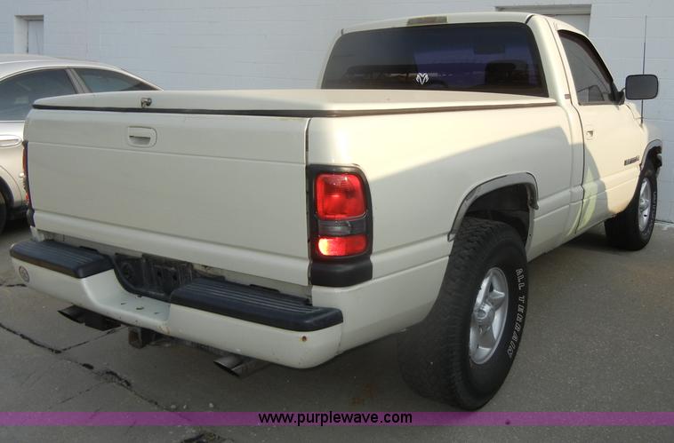 image for item D4235 1995 Dodge Ram 1500 Laramie SLT pickup truck