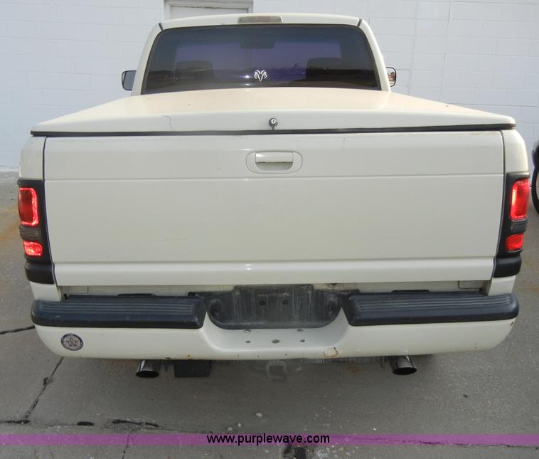 image for item D4235 1995 Dodge Ram 1500 Laramie SLT pickup truck