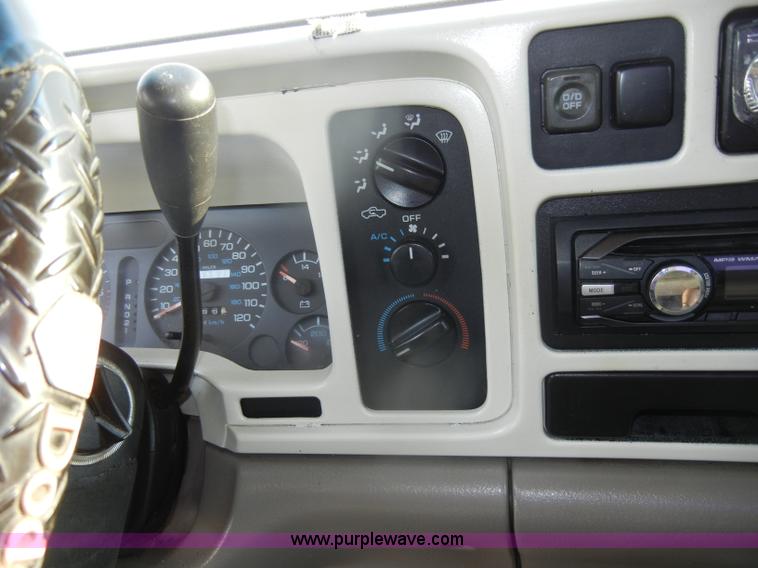 image for item D4235 1995 Dodge Ram 1500 Laramie SLT pickup truck
