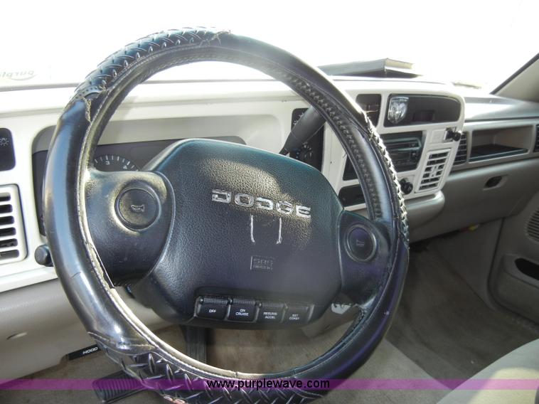 image for item D4235 1995 Dodge Ram 1500 Laramie SLT pickup truck
