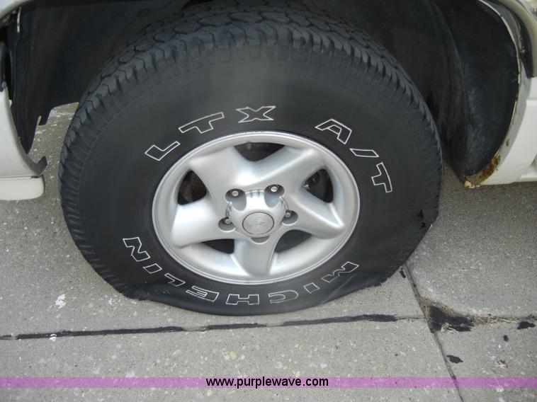 image for item D4235 1995 Dodge Ram 1500 Laramie SLT pickup truck
