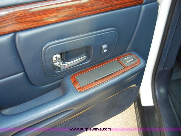 image for item D4237 1997 Cadillac DeVille