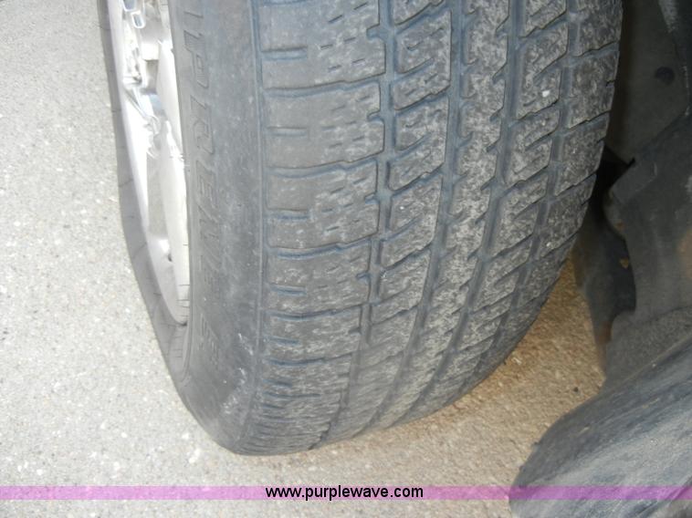 image for item D4237 1997 Cadillac DeVille