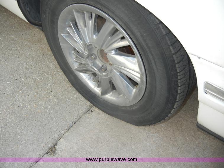 image for item D4237 1997 Cadillac DeVille