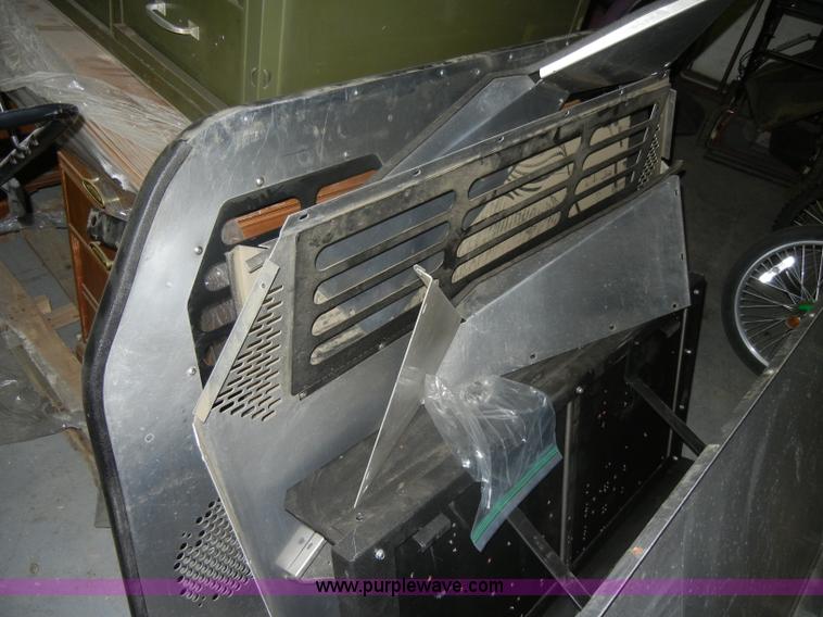 image for item N9879 Assorted canine equipment