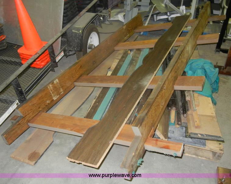 image for item N9882 Pool table