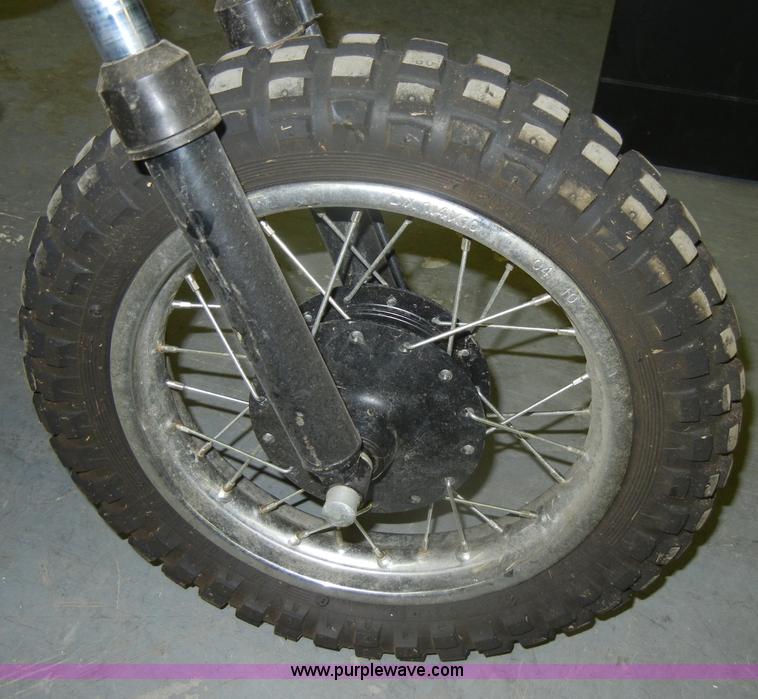 image for item N9883 2006 Suzuki children motorcycle