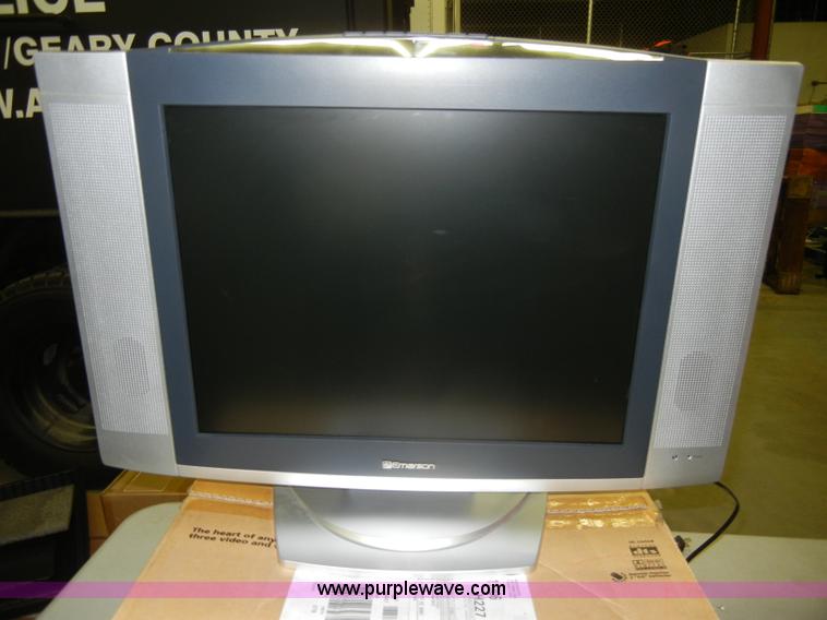 image for item N9888 Emerson 20" LCD television