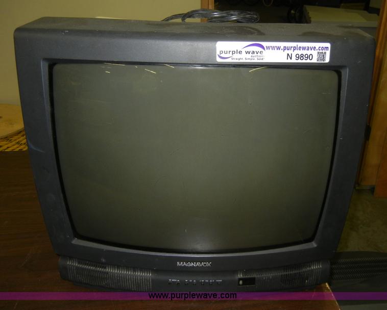 image for item N9890 (4) televisions