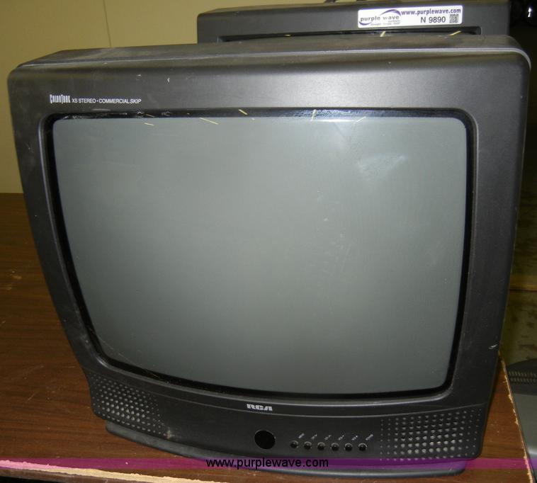 image for item N9890 (4) televisions