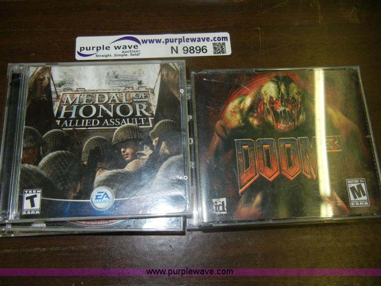 image for item N9896 (22) assorted video games