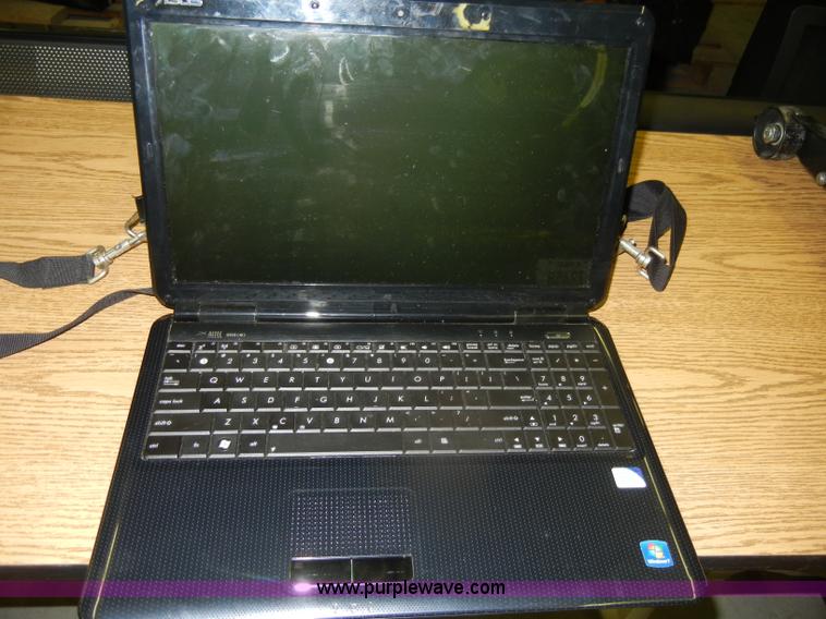 image for item N9898 Asus laptop with case