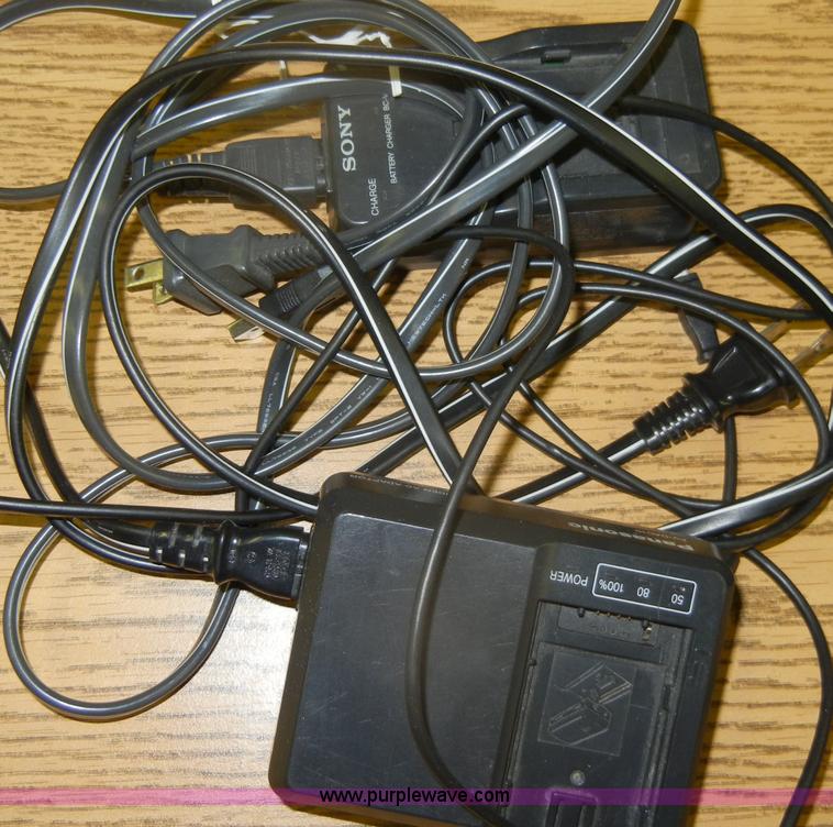 image for item N9900 Assorted electronics