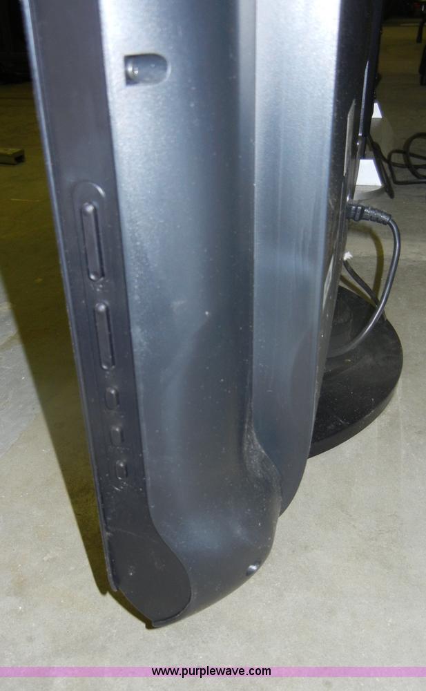 image for item N9903 AOC 32" LCD television