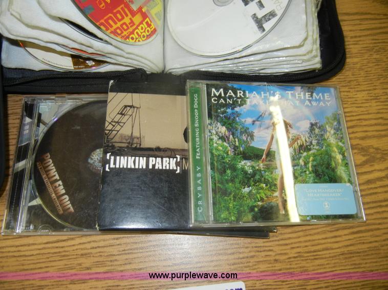 image for item N9906 Approx. 100 assorted music CD's