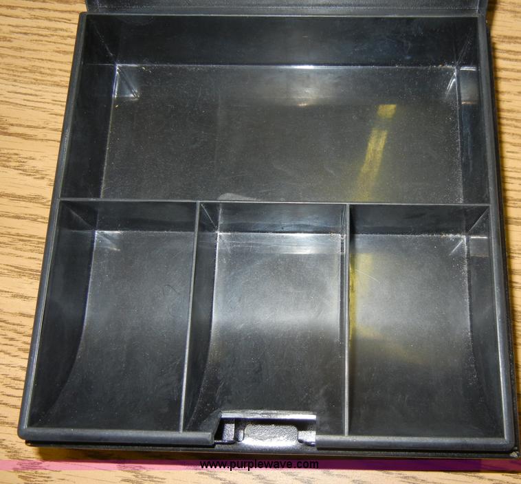 image for item N9915 (5) assorted personal home safes