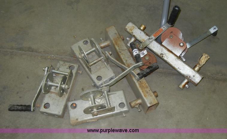 image for item N9917 (5) assorted trailer hand winches
