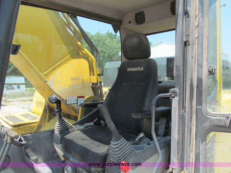 image for item C2326 2008 Komatsu PC400LC-8 excavator