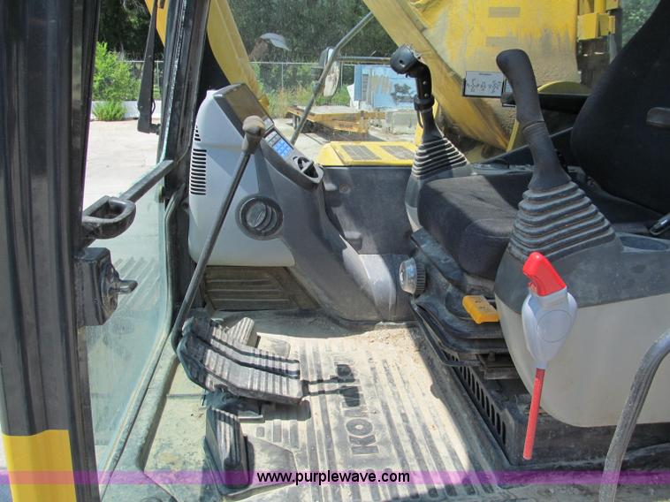 image for item C2326 2008 Komatsu PC400LC-8 excavator