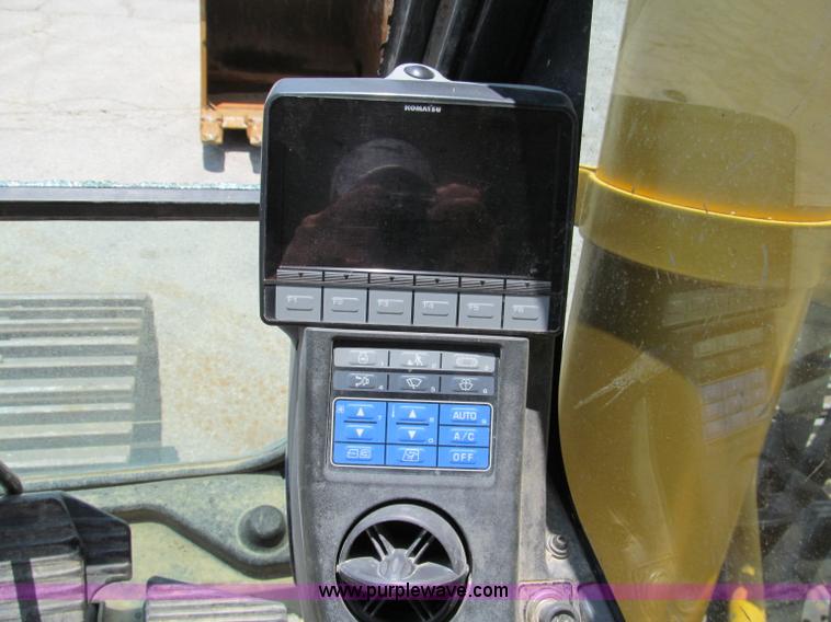 image for item C2326 2008 Komatsu PC400LC-8 excavator