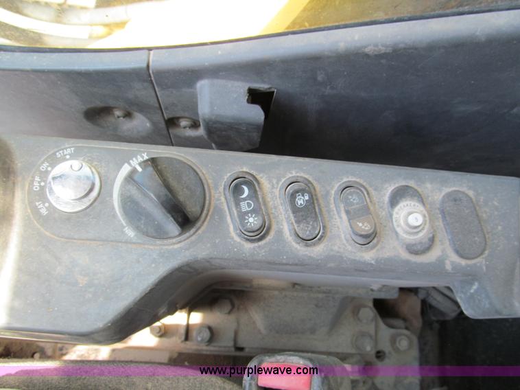 image for item C2326 2008 Komatsu PC400LC-8 excavator