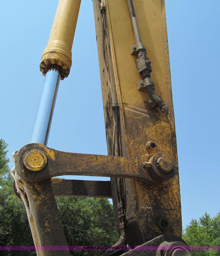 image for item C2326 2008 Komatsu PC400LC-8 excavator