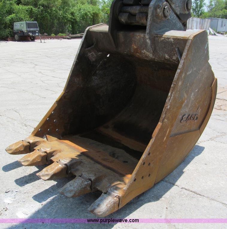 image for item C2326 2008 Komatsu PC400LC-8 excavator