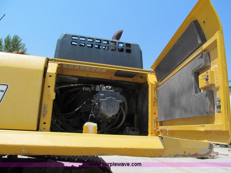 image for item C2326 2008 Komatsu PC400LC-8 excavator