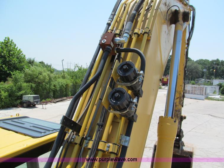 image for item C2326 2008 Komatsu PC400LC-8 excavator