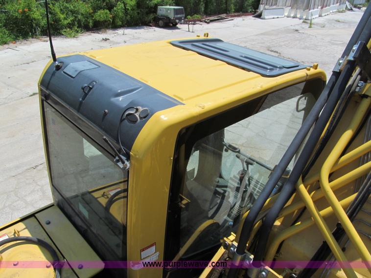 image for item C2326 2008 Komatsu PC400LC-8 excavator