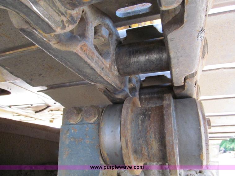 image for item C2326 2008 Komatsu PC400LC-8 excavator