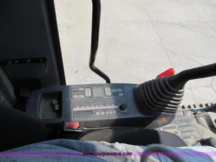 image for item C2327 2004 Komatsu PC400LC-7 excavator