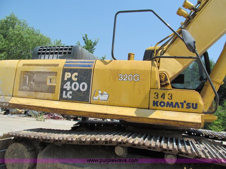image for item C2327 2004 Komatsu PC400LC-7 excavator