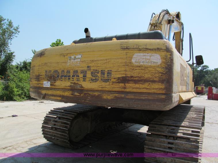 image for item C2327 2004 Komatsu PC400LC-7 excavator
