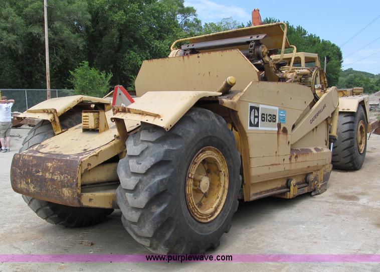 image for item C2361 1976 Caterpillar 613B elevating scraper