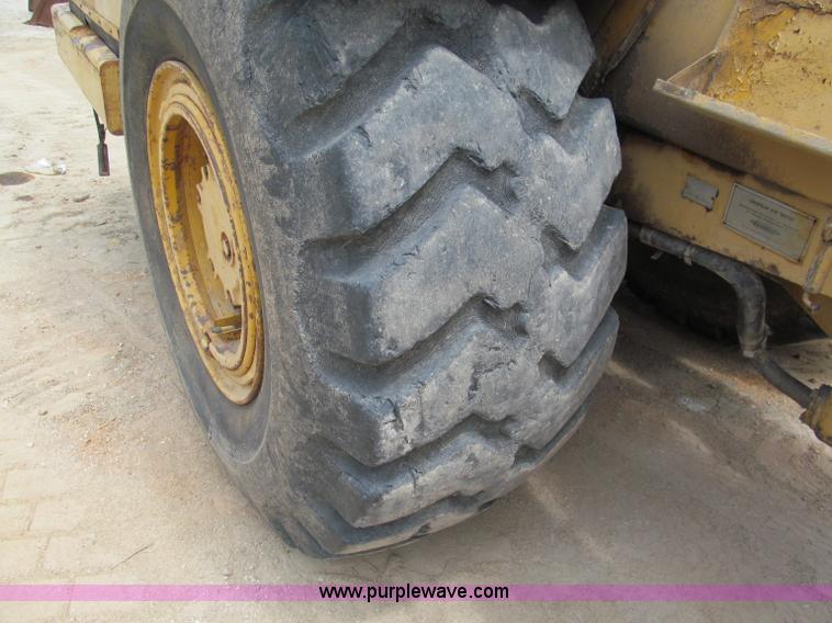 image for item C2361 1976 Caterpillar 613B elevating scraper