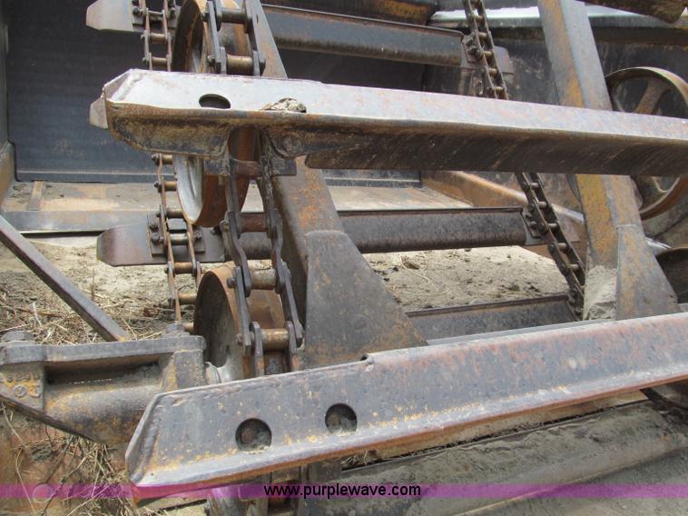 image for item C2361 1976 Caterpillar 613B elevating scraper