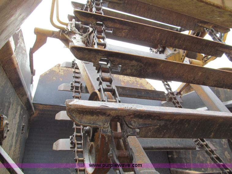 image for item C2361 1976 Caterpillar 613B elevating scraper