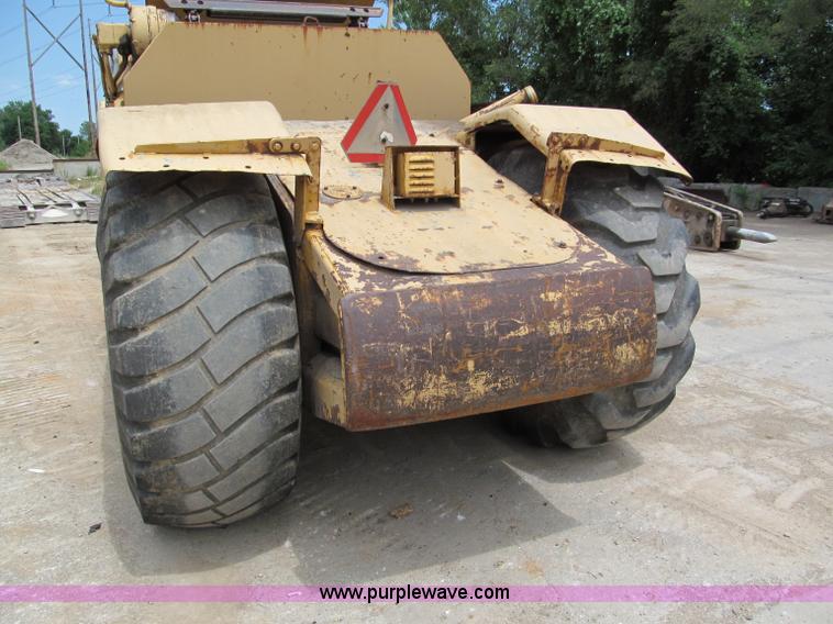 image for item C2361 1976 Caterpillar 613B elevating scraper