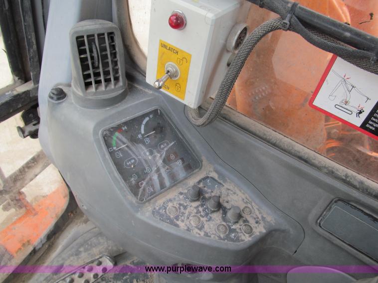 image for item C2362 1999 Hitachi EX270 LC-5 excavator