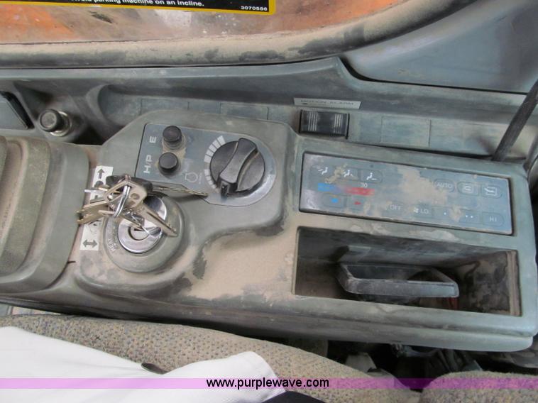 image for item C2362 1999 Hitachi EX270 LC-5 excavator