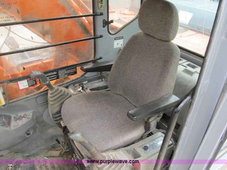 image for item C2362 1999 Hitachi EX270 LC-5 excavator