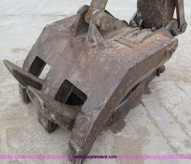 image for item C2362 1999 Hitachi EX270 LC-5 excavator