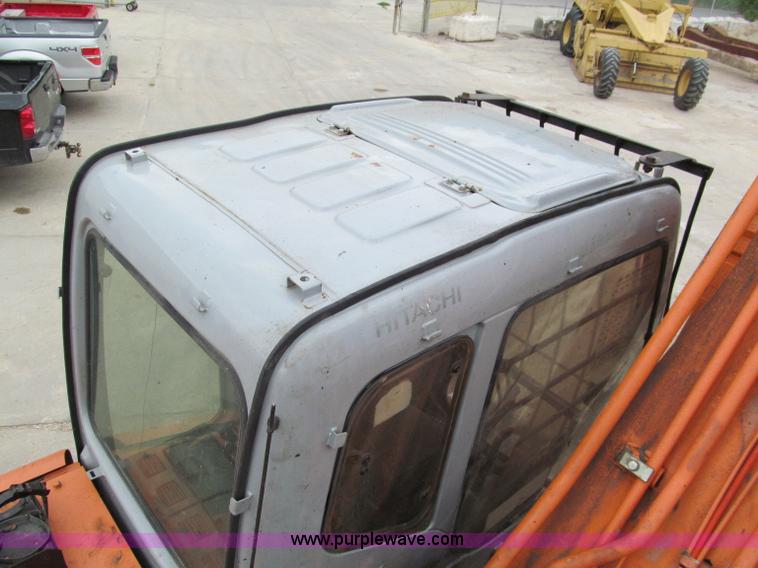 image for item C2362 1999 Hitachi EX270 LC-5 excavator