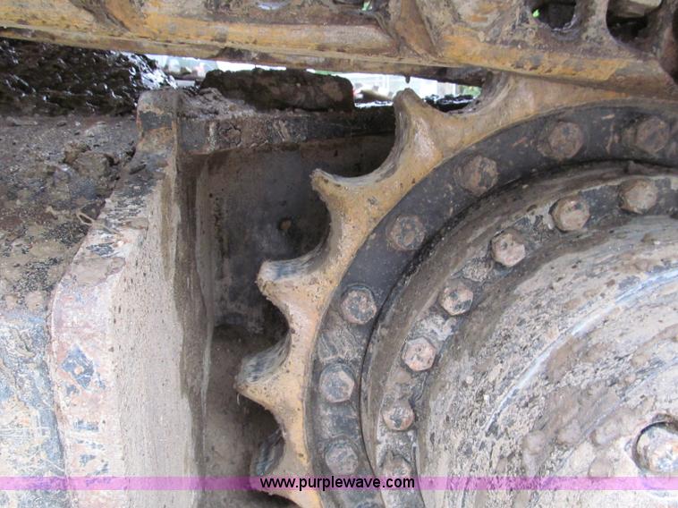 image for item C2362 1999 Hitachi EX270 LC-5 excavator