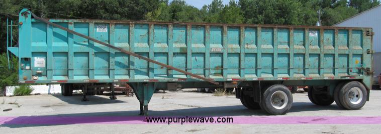 image for item C2370 1996 Steco 40' ejector trailer